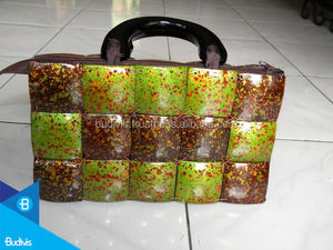 Bolso con diseño de coco vintage de alta calidad, estilo pintado de recuerdo - Product Image 5