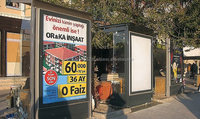 2022 Parya Assurance Custom-Shape Mini Bus Shelter Publicidad exterior de alta calidad Caja de luz LED Marco de aluminio Rectángulo de acero