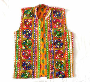 Chaqueta Masculina Tradicional Banjara Gitana 2016 con Bordado Multicolor - Chaleco Étnico Indio - Ropa Navratri al por Mayor - Chaqueta Masculina Koti - Product Image 1