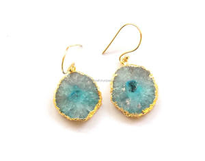 Ensemble de boucles d'oreilles créoles Double pierre de bohème galvanisée naturelle faite à la main Multi Solar Quartz Gemstone Gold Main Stone Zircon Gift - Product Image 4