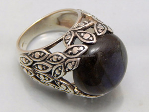 Anillo de Bodas de mujer de estilo clásico Plata de Ley 925 con piedra preciosa labradorita certificada por CMA - Product Image 2