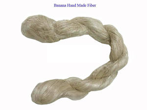 Fibres banane naturelles non teintées à la main, adaptées aux leurres et tissage - Product Image 3