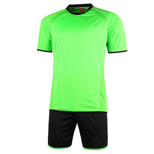 Camiseta de Fútbol Sublimada Personalizada OEM, Manga Corta, Uniforme Deportivo para Hombre, Conjunto de Camisetas y Tops - Product Image 1