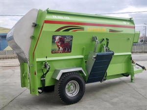 Mixeur d'aliments pour ferme, chariot à 4 l, 10 m3, presse horizontale, Machine de fabrication de granulés d'aliments pour animaux - Product Image 3