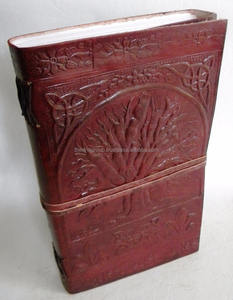 Arbre de vie gaufré avec fermeture à sangle et cahier en cuir papier fait main vente en gros - Product Image 1