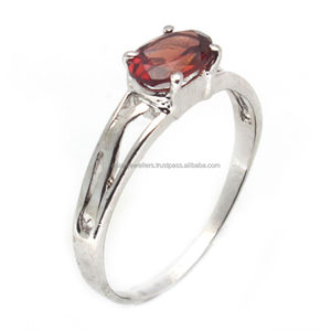 925 sterling silver <b>Garnet</b> gemstone <b>ring</b> - Product Image 1