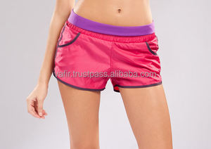 Shorts Deportivos para Mujer, Estampados con Serigrafía, Personalizados, Ligeros, de Secado Rápido, Transpirables, Ajustados, con Cintura Elástica - Product Image 2