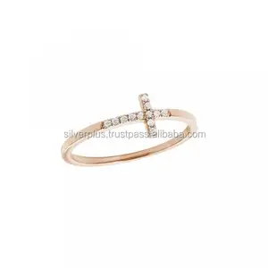 18kt Rắn Rose Gold Pave Kim Cương Tôn Giáo Cross Nhẫn Bán Buôn Tôn Giáo Kim Cương Nhẫn Nhà Cung Cấp Trang Sức