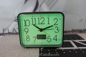 Reloj Despertador Cuadrado Luminoso con Temperatura, Reloj Despertador que Brilla en la Oscuridad - Product Image 3
