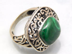 Bague Classique en Argent Sterling 925 pour Femme avec Pierre Précieuse Malachite, Sertie à Griffes, Idéale pour Mariages, Fêtes, Anniversaires - Certifiée CMA - Product Image 3