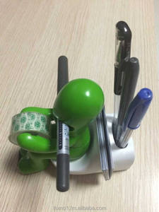 2015 divertido baño de diseño niño dispensador de cinta de sostenedor de la pluma con el titular de la tarjeta/interesante gadget para la oficina en casa/regalo del festival - Product Image 6