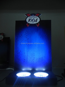 Exhibidor y Soporte de Botellas de Vino LED C1 de Acrílico Personalizado - Product Image 1