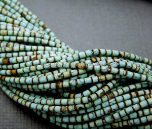 Turquoise minuscule Heishi Tube perle bleu pierres précieuses bijoux de déclaration de mode - Product Image 2