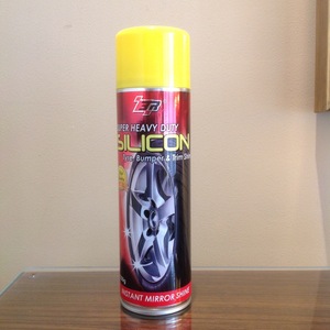 Producto químico y líquido en aerosol de silicona - Product Image 1