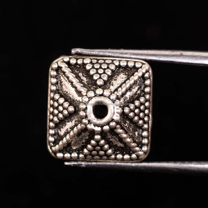 Bijoux minime vintage connecteur résultats 925 argent massif 9.5x8 MM taille oxydé conception forme carrée perles en gros - Product Image 1