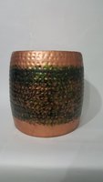 Table basse en métal de style industriel moderne, design personnalisé, avec plateau rond et base géométrique, pour le mobilier de salon