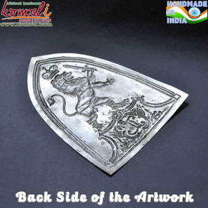 Art mural en métal martelé, lion sur laiton, repousse personnalisé - Product Image 5