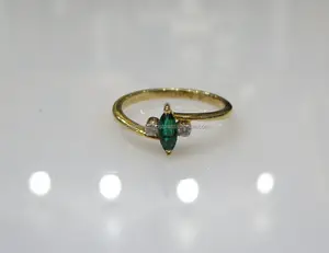 الزمرد الماس خاتم الذهب 14K 0.05cts ضياء 1.80gms الذهب