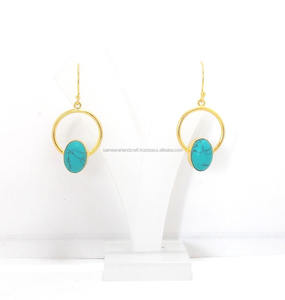 Pierre précieuse turquoise avec plaqué or fait à la main forme ovale à la mode nouveau Design bijoux cadeau pour sa boucle d'oreille - Product Image 2