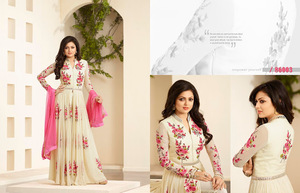 Robe de mariée indienne classique de maternité, coupe trapèze, bleue brodée, style Anarkali, avec jupe longue en mousseline verte, col en V et manches longues - Product Image 4