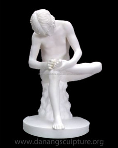 Estatua de Piedra Clásica de Niño Fedelino, Tallada a Mano, Diseño Occidental, Decoración de Jardín Interior/Exterior, Hecha de Mármol y Granito - Product Image 1