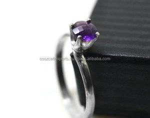 Anillo Clásico de Amatista Africana con Piedra Preciosa Natural, Plata de Ley con Engaste Pavé, Joyería para Compromiso, Boda o Regalo - Product Image 2