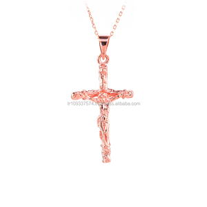 สร้อยคอประดับคริสตัลไม้กางเขนสีทอง14K สำหรับผู้หญิงทำจากไก่งวง - Product Image 3