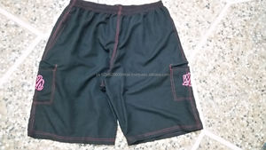 Shorts de softball personnalisés gris, rouge, noir - Product Image 5