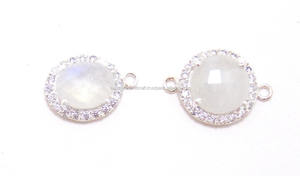 Zirconia cúbica de piedras preciosas de cuarzo arcoíris blanco de Plata de Ley 925 con conector de bisel de forma redonda chapada en plata - Product Image 3