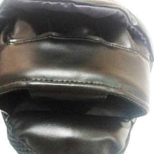 แผ่นรองฝึกซ้อมมวยไทย MMA หนังวัวแท้ พร้อมแผ่นรอง EVA ป้องกันแขนโค้งงอ สำหรับฝึกซ้อม - Product Image 4