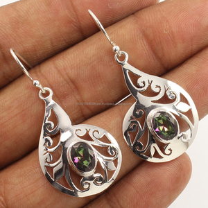 Pendientes hechos a mano de primera calidad 100%, joyería de plata de ley pura sólida 925, piedras preciosas facetadas de cuarzo místico, joyería fina - Product Image 1