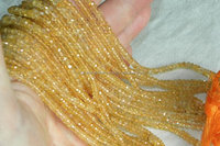 Chaîne de perles de citrine jaune naturelle, pierres précieuses de quartz rondes à facettes couleur miel, Coszcatl Exports MKN0201D en stock, poids personnalisable