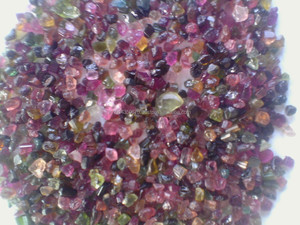 
 
 
 Pierres précieuses de tourmaline brute naturelle - Formes variées, origine indienne, pierres brutes non taillées pour la vente en gros DS1745001001 - Product Image 2