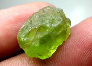 ขายส่ง Peridot หยาบกระบวนการวัสดุหยาบ Peridot สำหรับโรงงานเครื่องประดับ - Product Image 4