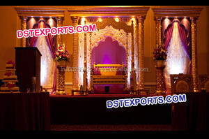 Decoración de Escenario Dorada Brillante para Bodas Musulmanas, Decoración de Escenario Moderna para Bodas Hindúes, Decoración de Escenario para Sangeet, Decoración para Eventos en Australia - Product Image 4