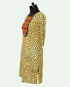 Kurtis indiens traditionnels élégants en coton pour femmes, robe longue ethnique à imprimé floral numérique, occasions décontractées, couleur et taille personnalisées - Product Image 4