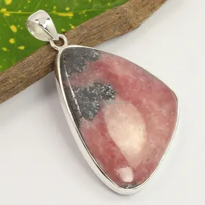 Conjunto de pingente de Rhodonite em prata esterlina 925 grande natural, cabochão grande e pedras preciosas em forma de triângulo, novo, deslumbrante