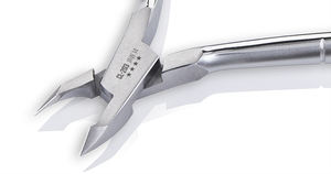Coupe-cuticules très populaires CL-203 en acier inoxydable chromé à double ressorts, tailles de mâchoires 12/14/16, marque Nghia - Product Image 4