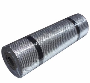 Matériau de sport de plein air au design moderne XPE et IXPE haute mousse avec finition métallique en aluminium pour l'isolation thermique du camping - Product Image 1