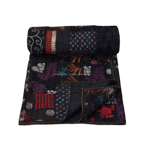 Hand Embroidered Patchwork <b>Queen</b> <b>Size</b> Vintage Kantha <b>Quilt</b> - Product Image 3