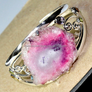 Pierre précieuse en résine de quartz solaire rose rugueux Bague en argent sterling 925 Bracelet à la mode classique pour les fiançailles d'anniversaire de mariage. - Product Image 2