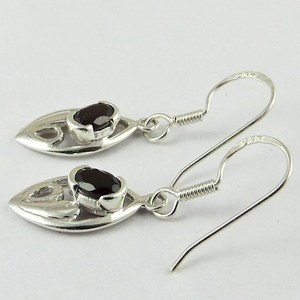 Boucles d'oreilles en argent sterling 925 avec pierre grenat, design simple, forme marquise, style bohème, pour femmes et unisexe, pour mariage et fiançailles - Product Image 4