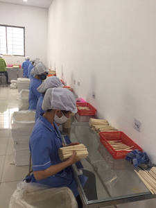 Palillos dobles de bambú desechables vietnamitas, nueva vajilla a granel, palillos ecológicos con existencias superiores - Product Image 5