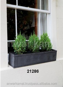 Vase à fleur galvanisé noir de finition décoratif pour le jardin et le balcon à la maison de fenêtre - Product Image 2