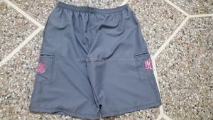 Shorts de softball personnalisés gris, rouge, noir - Product Image 1