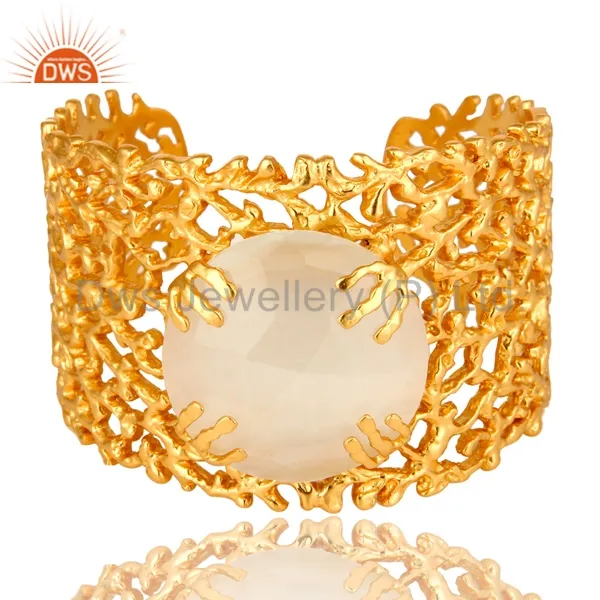 New Designer Fashionable Gold Plated Cuff White Moonstone Designer Brass Cuff Bracelets Manufacturer Of Women's Fashion Jewelry