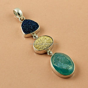 Colgante de piedras preciosas Druzy naturales de Plata de Ley 925, joyería fina de plata antigua, exportador de colgantes y dijes - Product Image 1