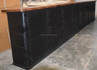 Bancale da Bar Extra Lungo in Stile Americano Industriale Antico con Rivetti in Metallo e Piano in Legno di Mango per Ristorante Casa Bar Caffè Club Pub