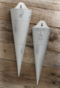 Cône de fleur en métal le plus vendu pour le jardin et la décoration intérieure avec des fleurs artificielles - Product Image 2