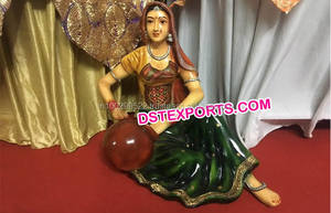 Statue de dame Rajasthani, décoration en Fiber, pour l'entrée de mariage - Product Image 5